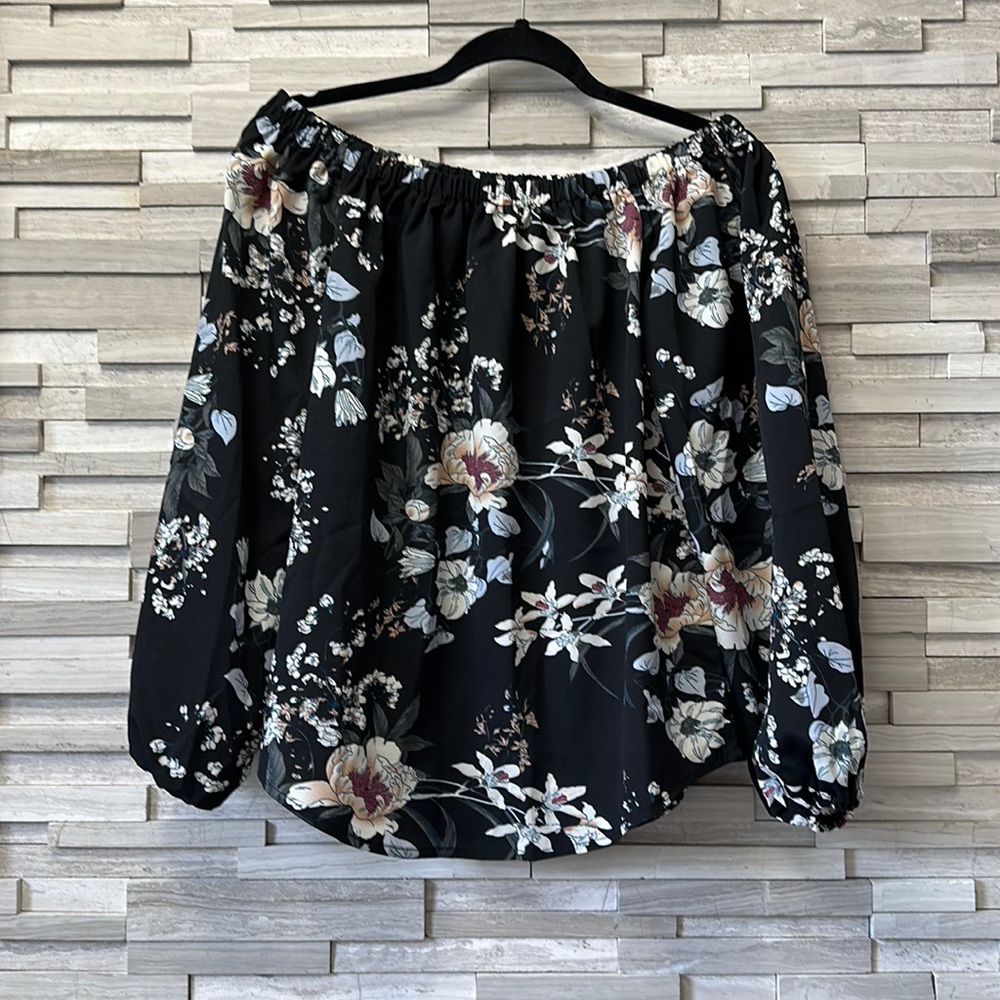 Women’s off shoulder top